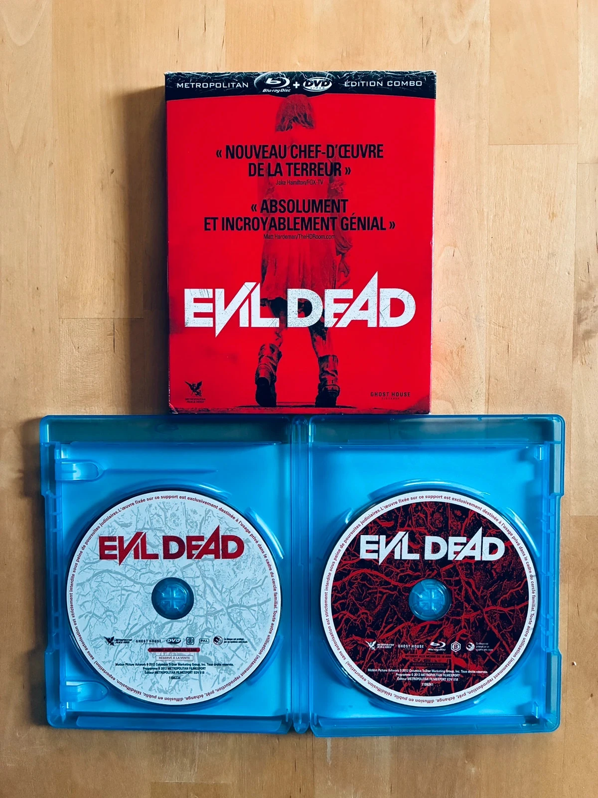 Combo Blu-ray DVD Evil Dead 2013. – photo 4